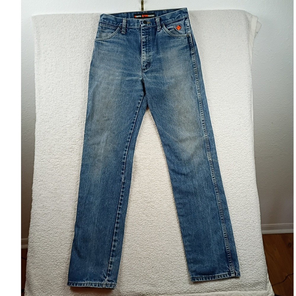Wrangler FR Jeans Mens 30x35 Blue Flame Resistant 13MWZ Cowboy Cut Work Denim - Picture 2 of 11